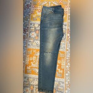 Nova Men Vintage Blue Wash Jeans with Distressed Detail